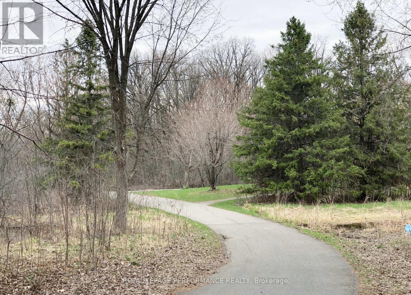 6442 Bilberry Drive, Ottawa, Ontario  K1C 4P3 - Photo 35 - X12968688