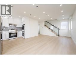 4 6554 CHARLES STREET, Burnaby, British Columbia
