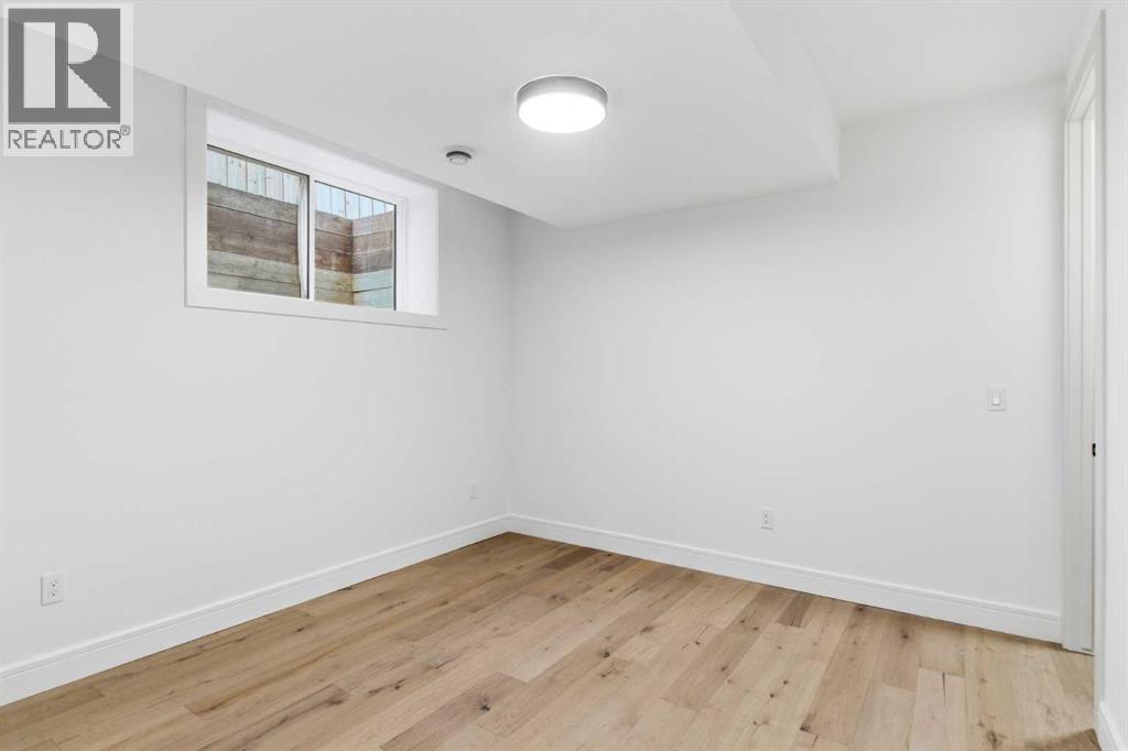 1739 48 Avenue SW, Calgary, Alberta  T2T 2T2 - Photo 47 - A2277629