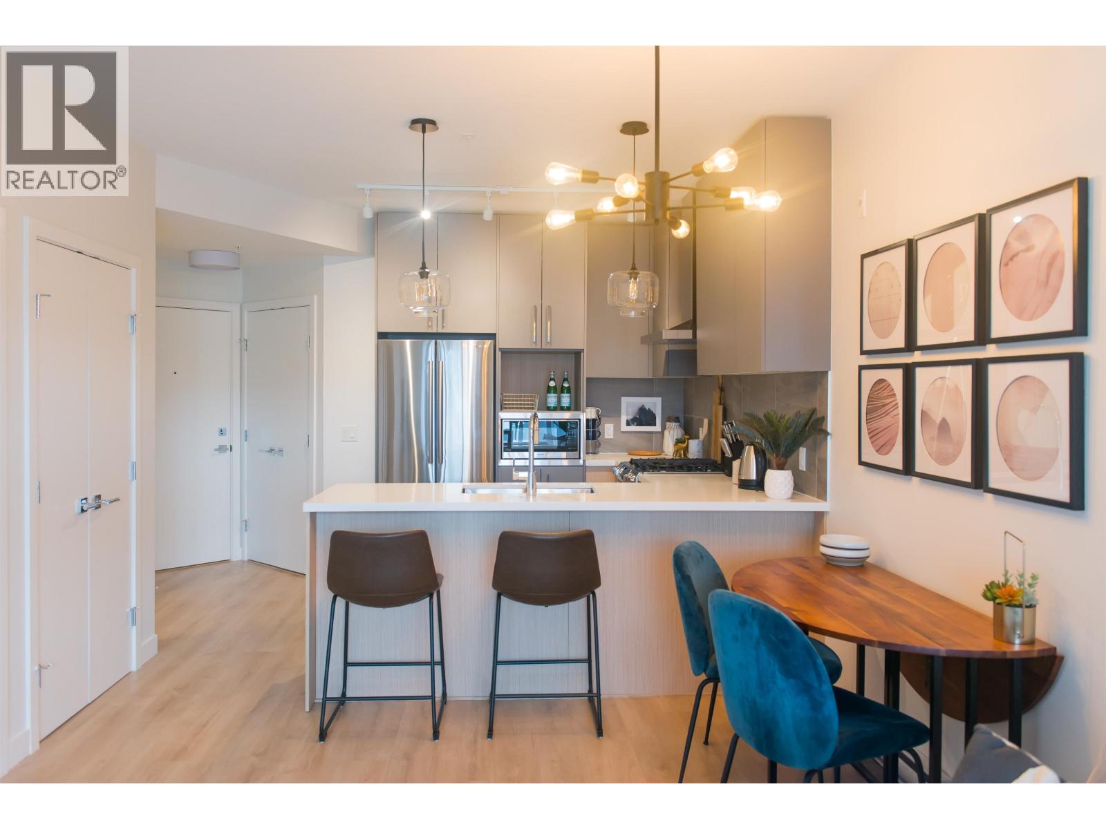 601 603 Regan Avenue, Coquitlam, British Columbia  V3J 0K2 - Photo 8 - R3117671