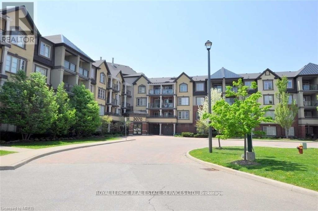 406 - 3070 ROTARY WAY, Burlington, Ontario