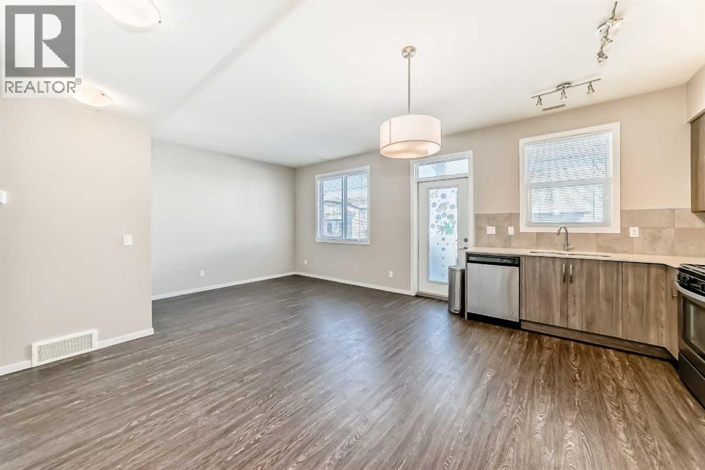 204, 135 Redstone Walk NE, Calgary, Alberta  T3N 1M6 - Photo 9 - A2287997