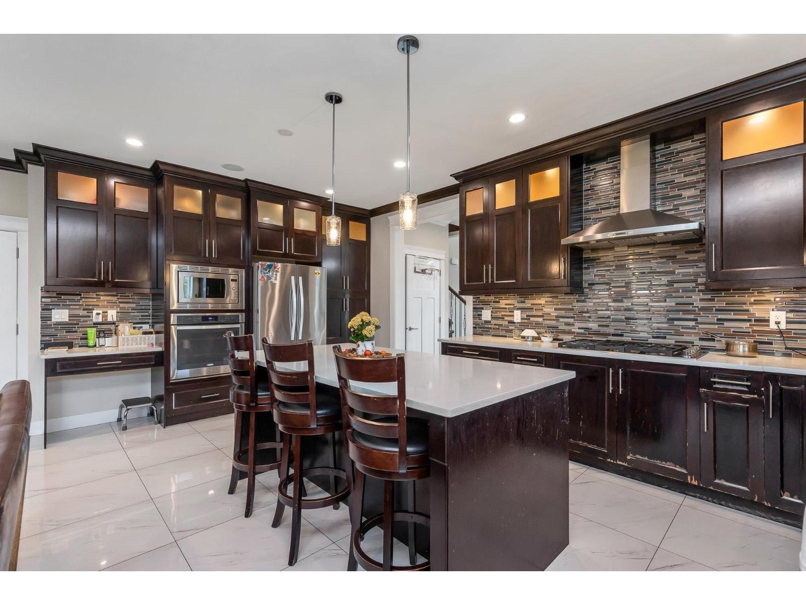 27625 Railcar Crescent, Abbotsford, British Columbia  V4X 0B8 - Photo 5 - R3117643