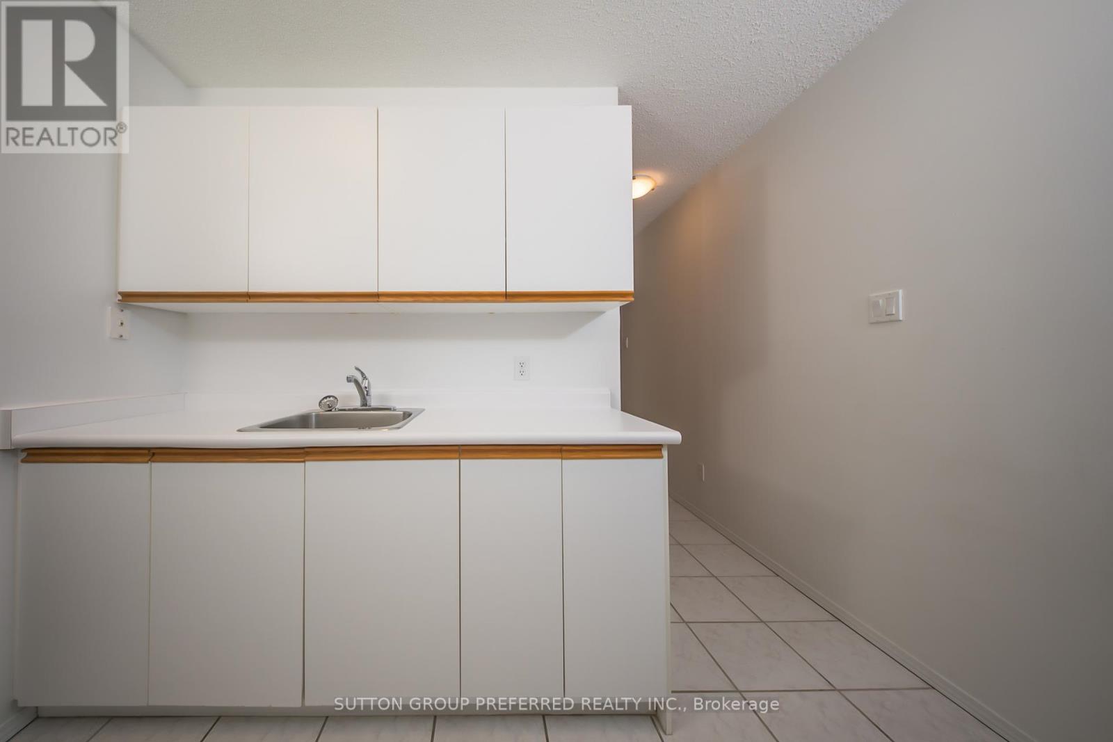 404 - 1105 Jalna Boulevard, London South, Ontario  N6E 2S9 - Photo 9 - X13060786