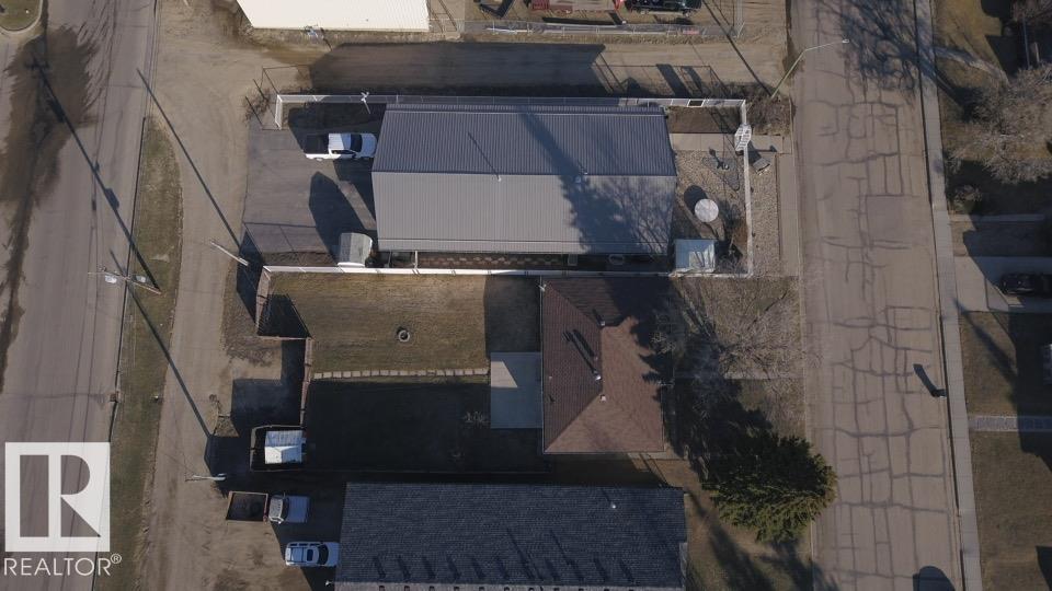 4934 49 Avenue, Barrhead, Alberta  T7N 1G6 - Photo 38 - E4484740