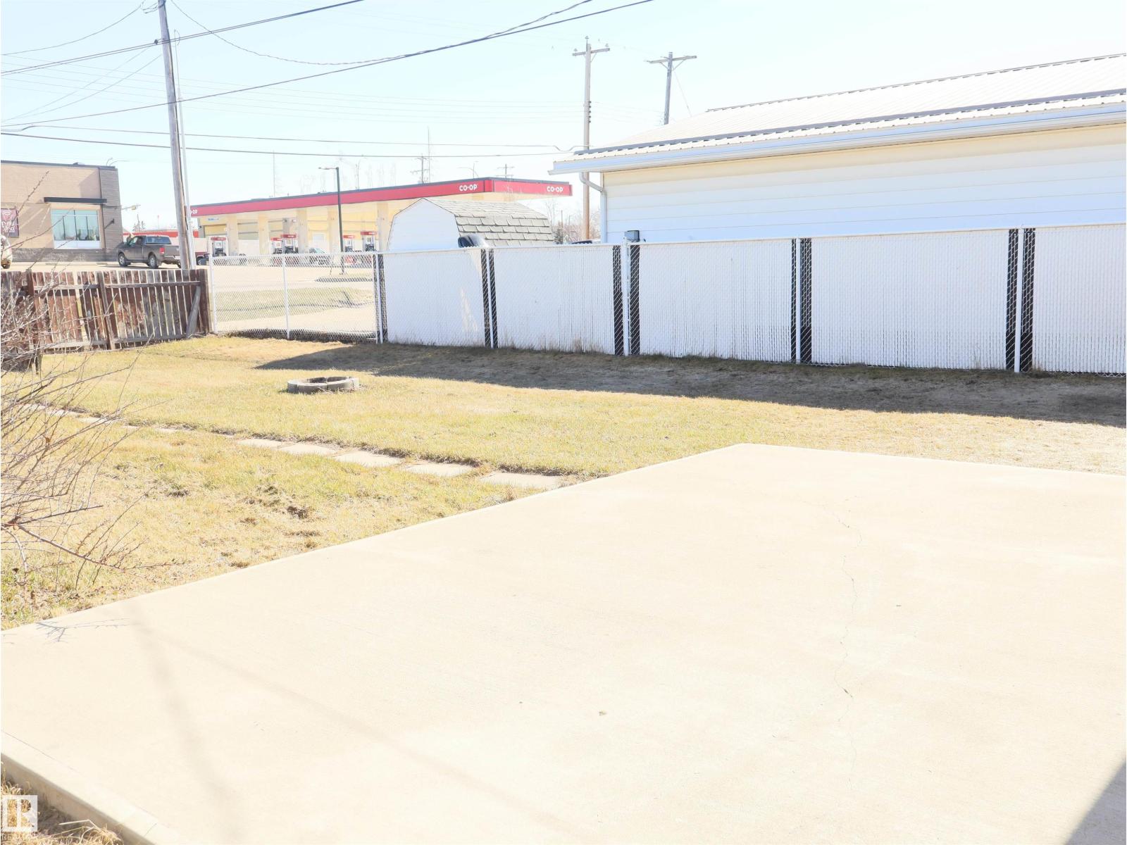 4934 49 Avenue, Barrhead, Alberta  T7N 1G6 - Photo 6 - E4484740