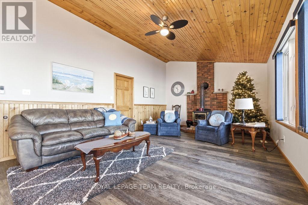 9 Mcnee Drive, North Algona Wilberforce, Ontario  K0J 1X0 - Photo 26 - X13060776