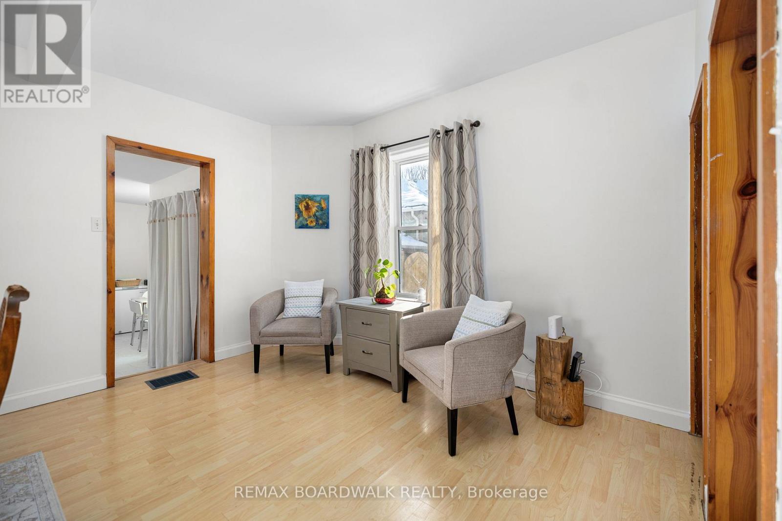 54 Coleman Street, Carleton Place, Ontario  K7C 4P1 - Photo 12 - X12914422