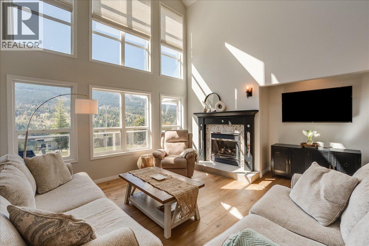 5839 Sunset Drive, Nelson, British Columbia  V1L 6X9 - Photo 13 - 10384797