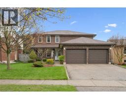 42 TRAILVIEW Drive, Kitchener, Ontario