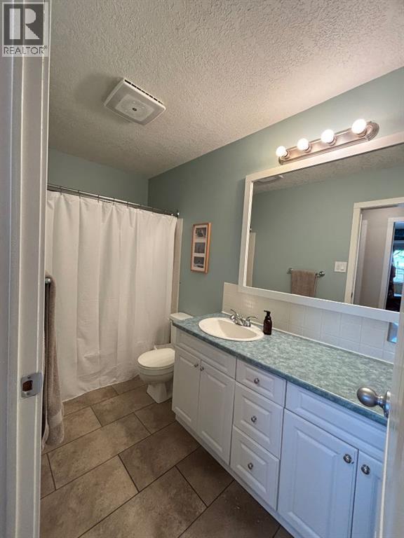 55025 Rr 221, Magrath, Alberta  T0K 1J0 - Photo 19 - A2289108