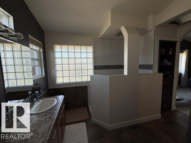 356 Weber Wy Nw, Edmonton, Alberta  T6M 2H2 - Photo 39 - E4484741