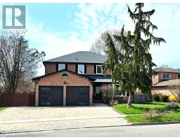 366 WARATAH AVENUE, Newmarket, Ontario