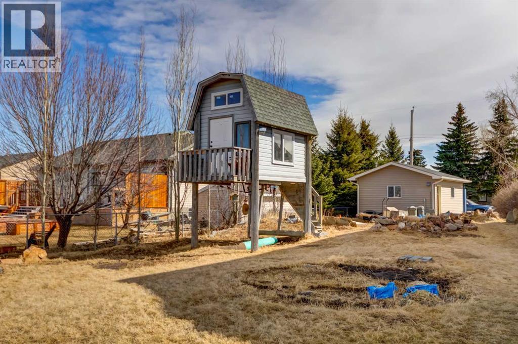 208 Railway Avenue, Cheadle, Alberta  T1P 0X8 - Photo 39 - A2286052
