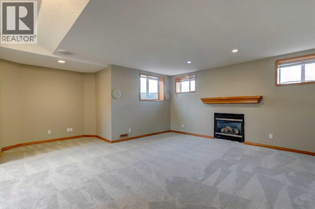208 Railway Avenue, Cheadle, Alberta  T1P 0X8 - Photo 32 - A2286052