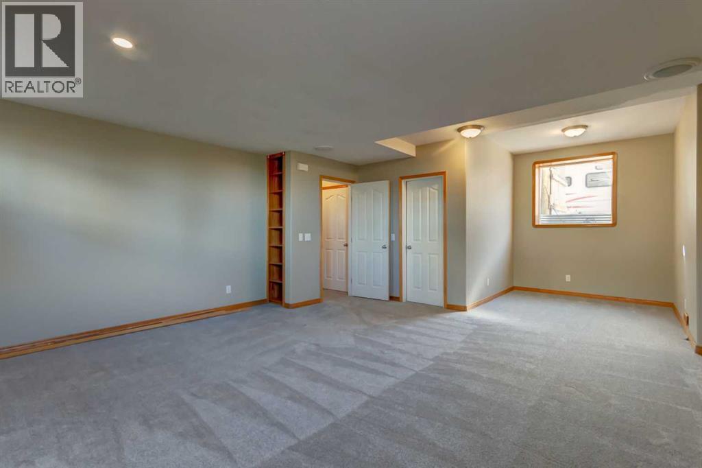 208 Railway Avenue, Cheadle, Alberta  T1P 0X8 - Photo 34 - A2286052