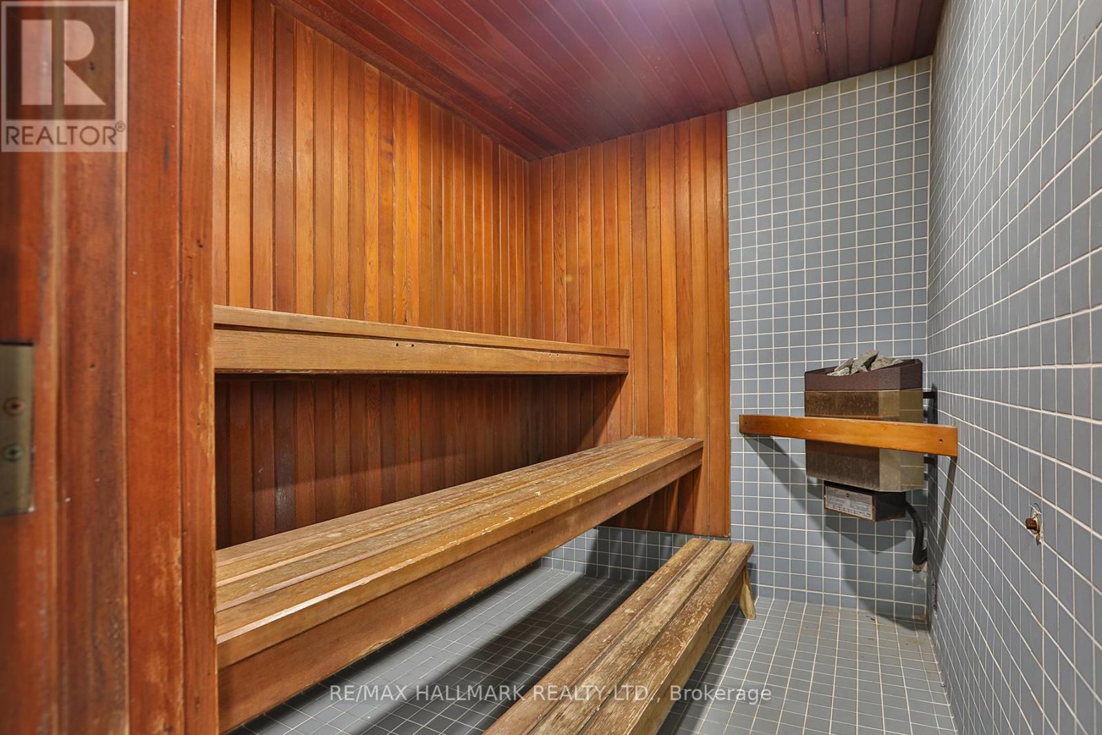 1405 - 1360 Rathburn Road E, Mississauga, Ontario  L4W 4H4 - Photo 17 - W13054010