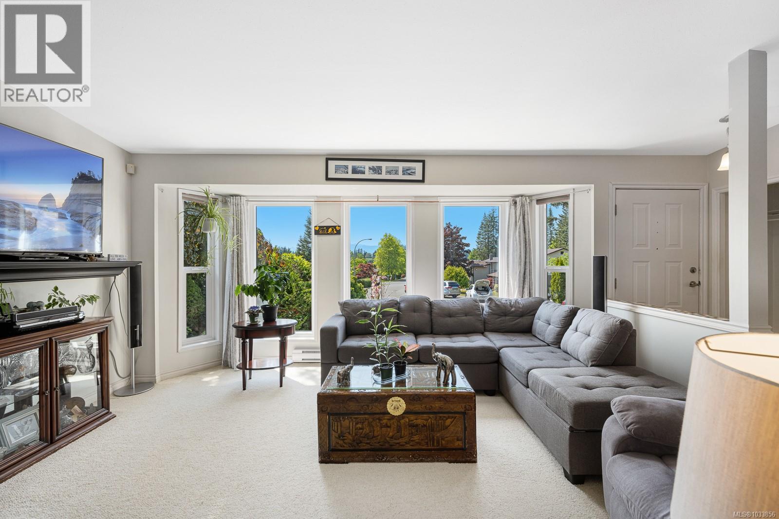 1600 Ascot Ave, Comox, British Columbia  V9M 1A8 - Photo 4 - 1033856