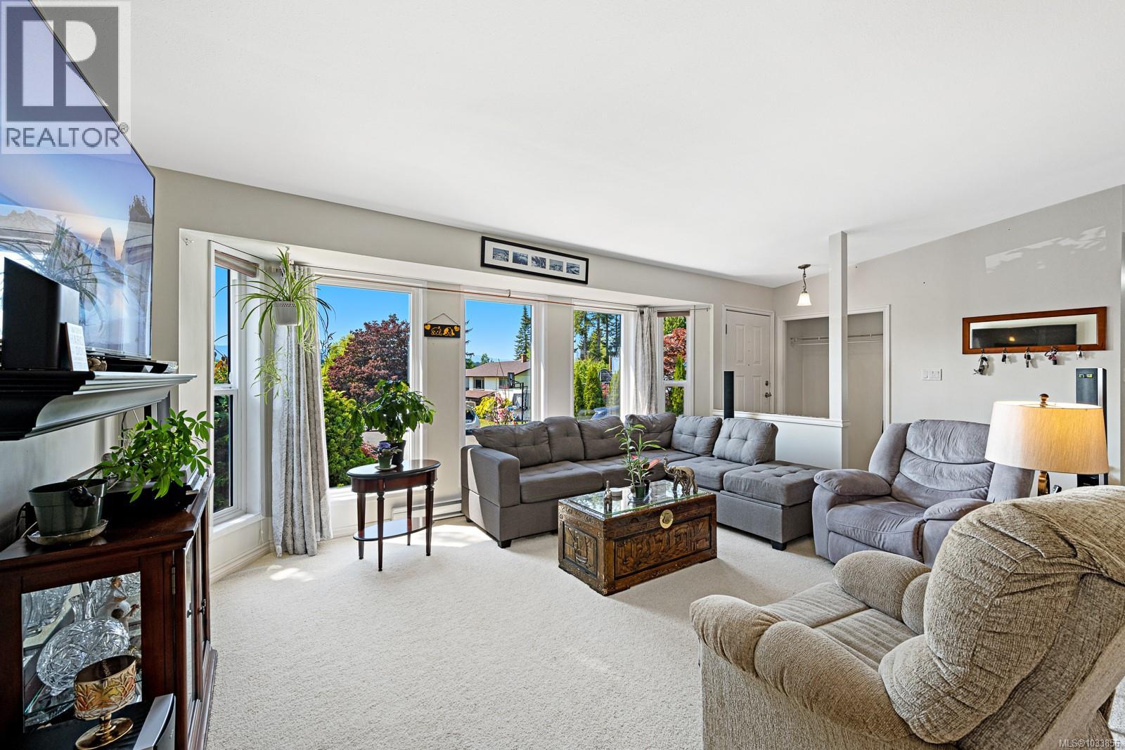 1600 Ascot Ave, Comox, British Columbia  V9M 1A8 - Photo 5 - 1033856