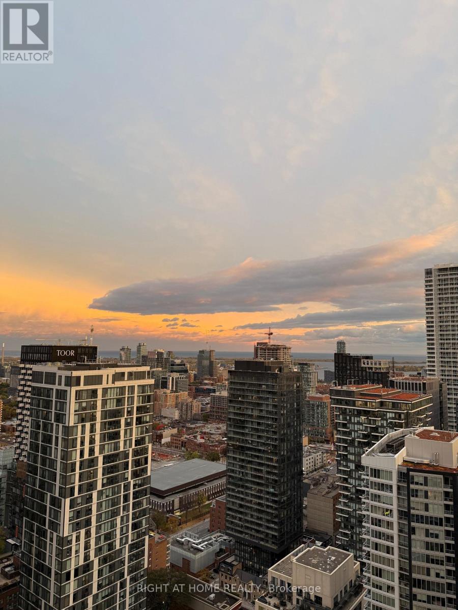 3507 - 100 Dalhousie Street, Toronto, Ontario  M5B 2P7 - Photo 4 - C13053390