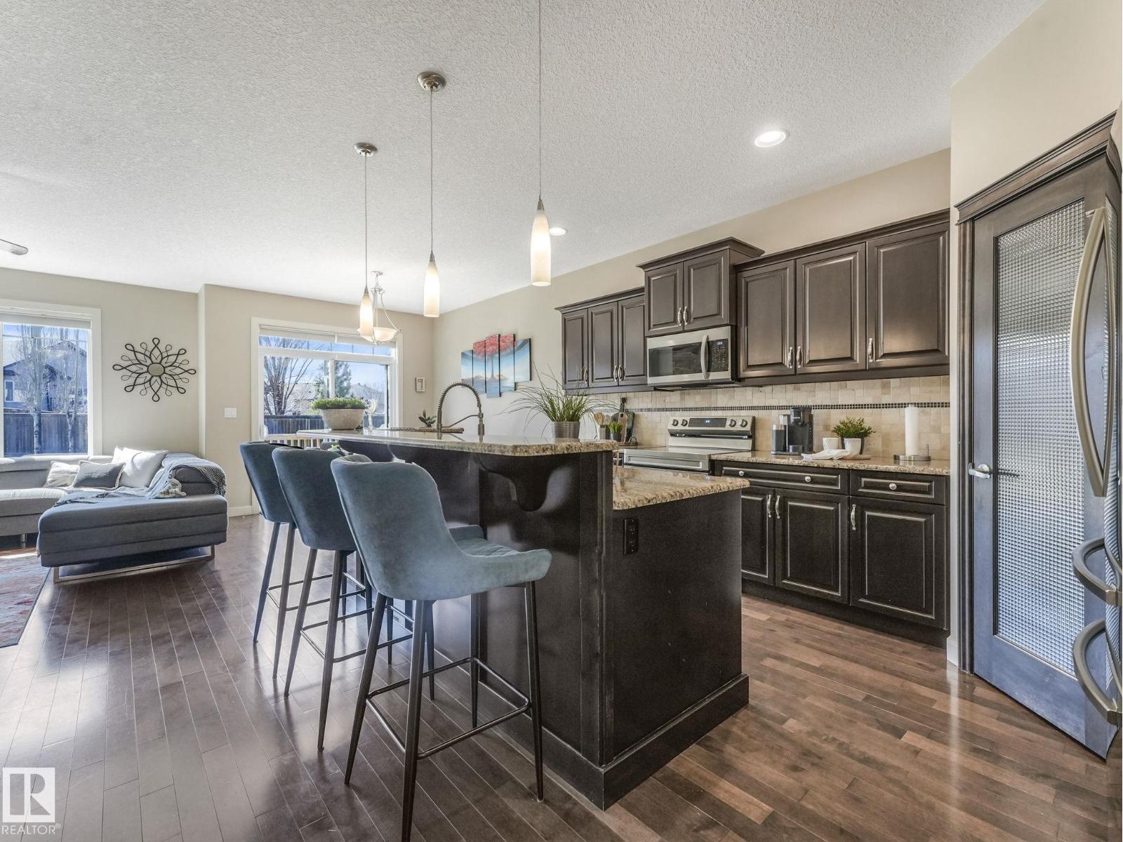 10 Brassard Co, Beaumont, Alberta  T4X 0E7 - Photo 6 - E4484680