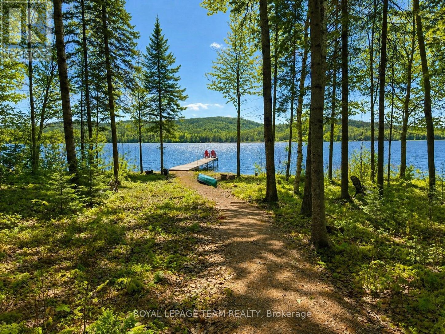 424 Lakewoods Drive, Madawaska Valley, Ontario  K0J 1B0 - Photo 4 - X12954764