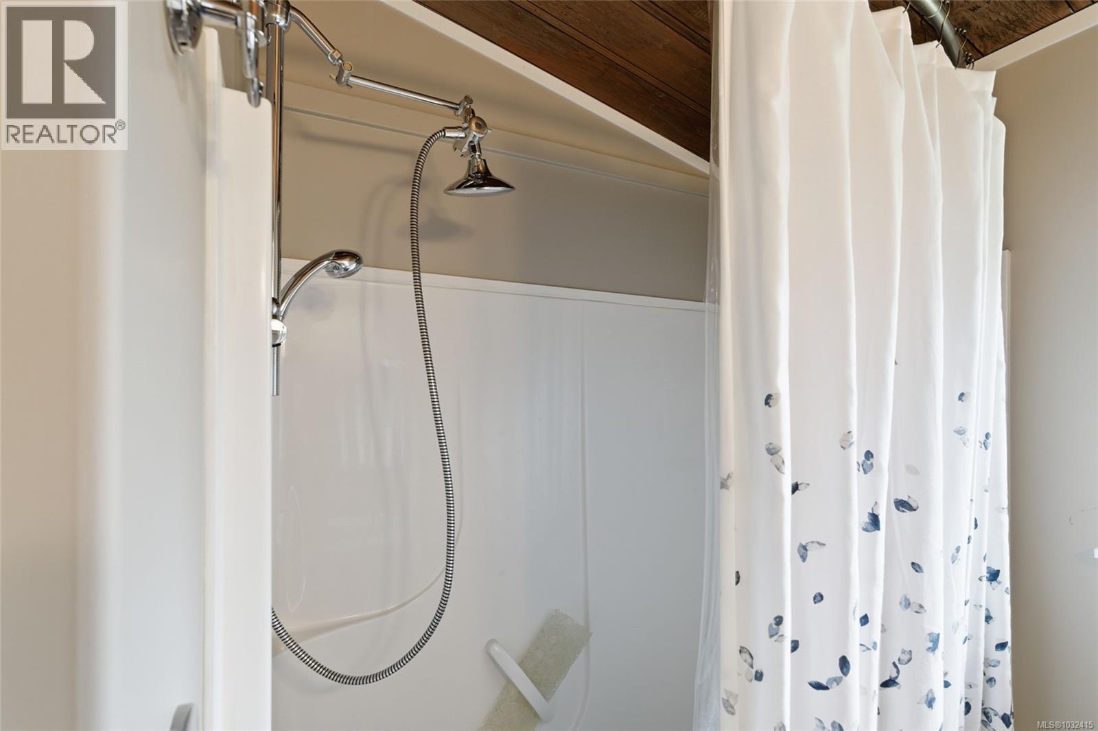 1691 Acacia Rd, Nanoose Bay, British Columbia  V9P 9C6 - Photo 18 - 1032415