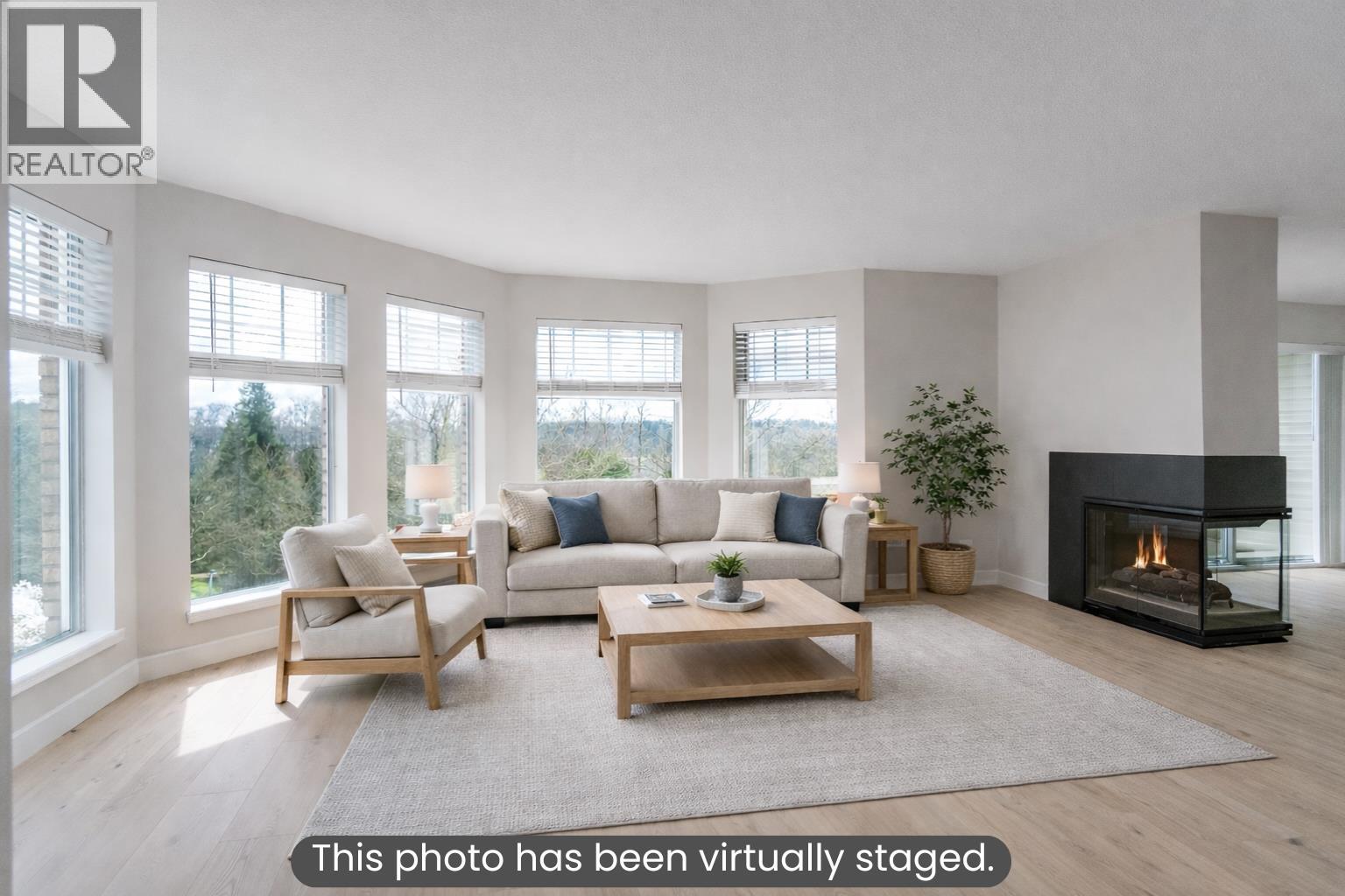 203 22611 116 Avenue, Maple Ridge, British Columbia  V2X 0W7 - Photo 2 - R3105225