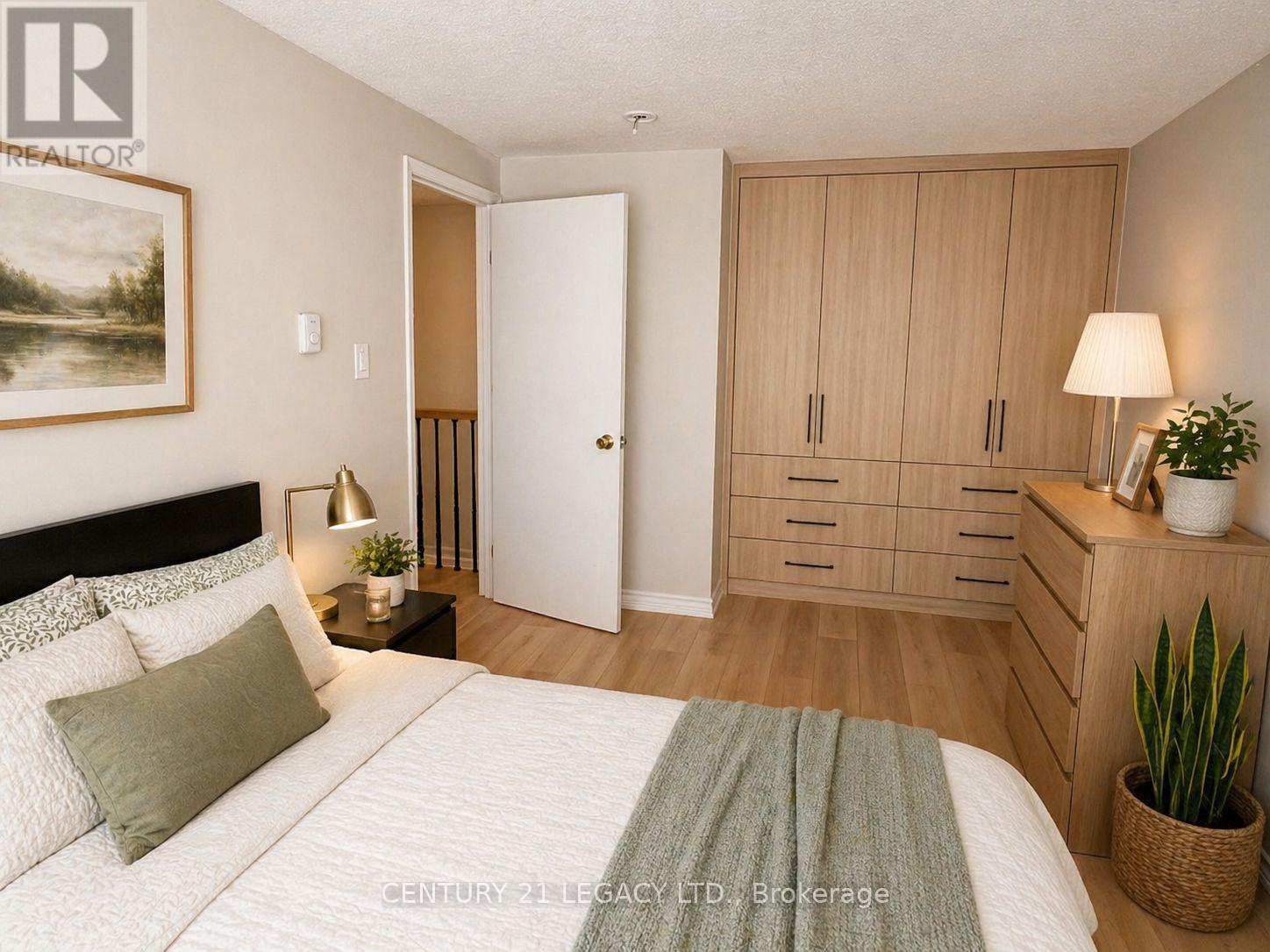 5 Haida Square, Brampton, Ontario  L6S 2N5 - Photo 7 - W13058394