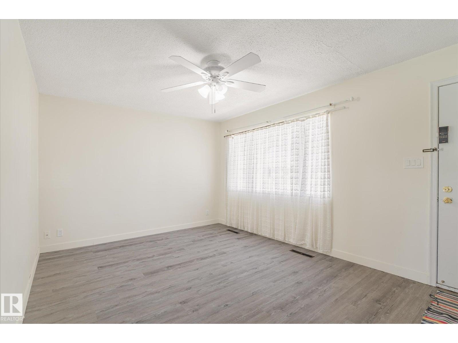 10531 128 Av Nw, Edmonton, Alberta  T5E 0J2 - Photo 3 - E4484746