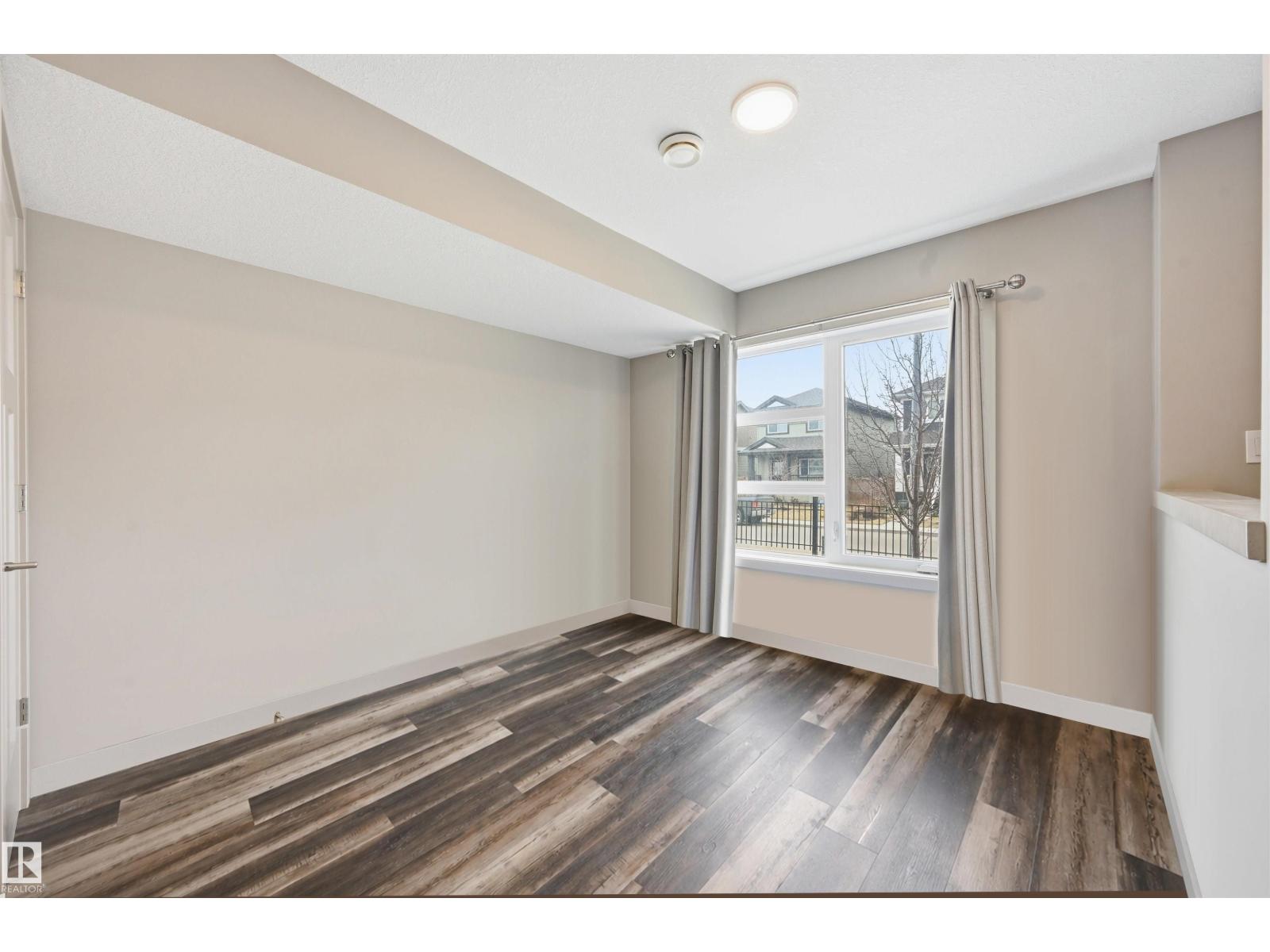 #5 17635 58 St NW NW, Edmonton, Alberta  T5Y 4C2 - Photo 4 - E4484328