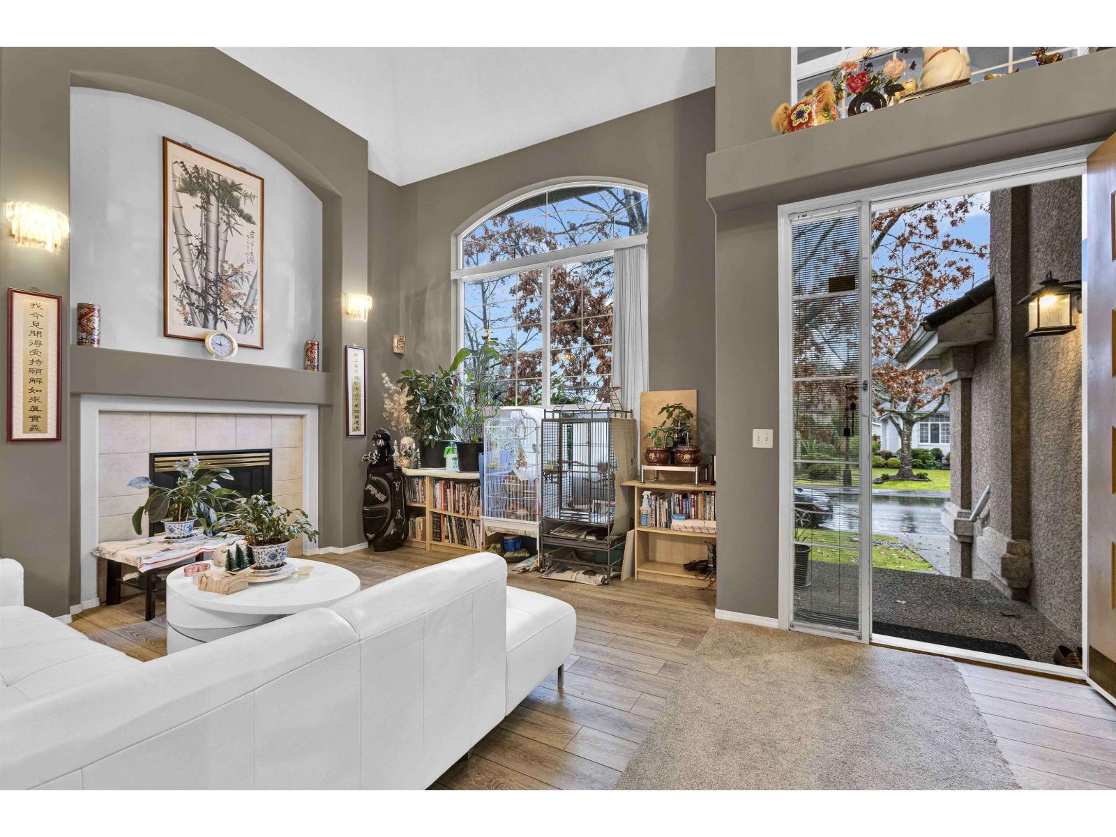 16977 83a Avenue, Surrey, British Columbia  V4N 4V1 - Photo 4 - R3083992