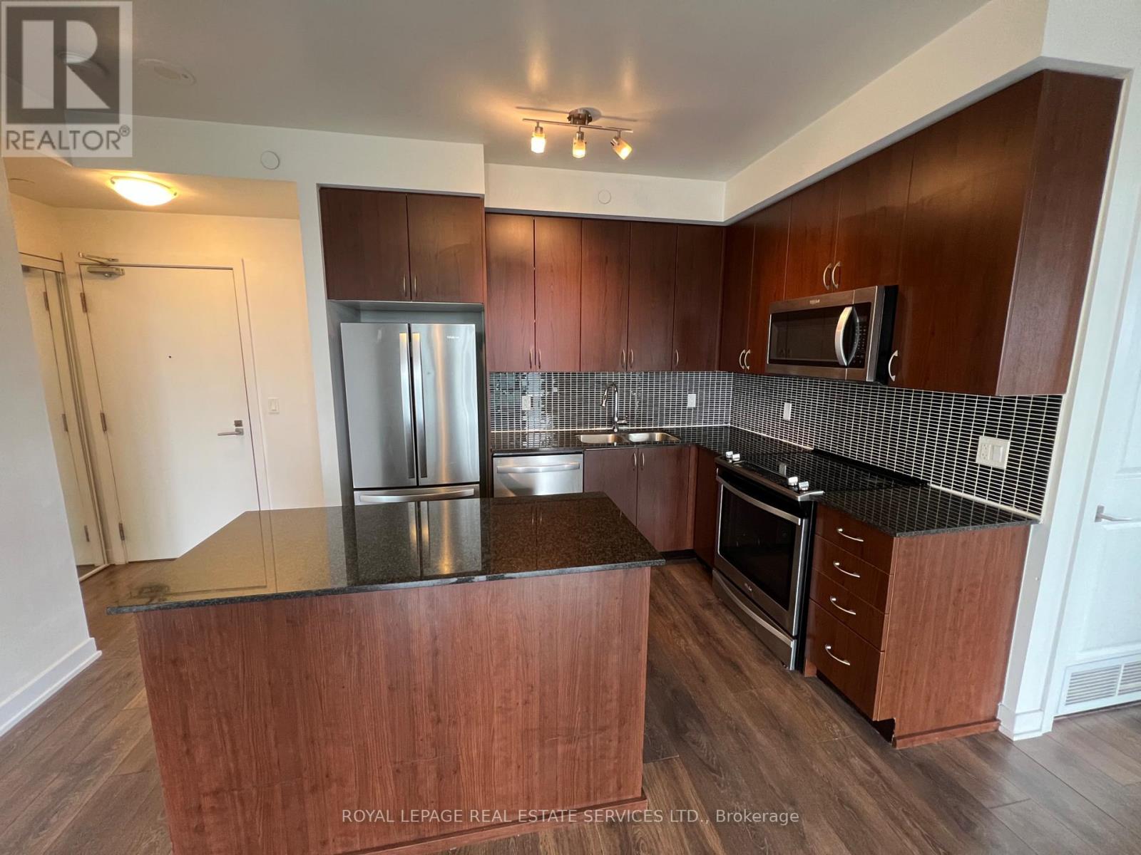 1403 - 4655 Glen Erin Drive, Mississauga, Ontario  L5M 0Z1 - Photo 7 - W12936980