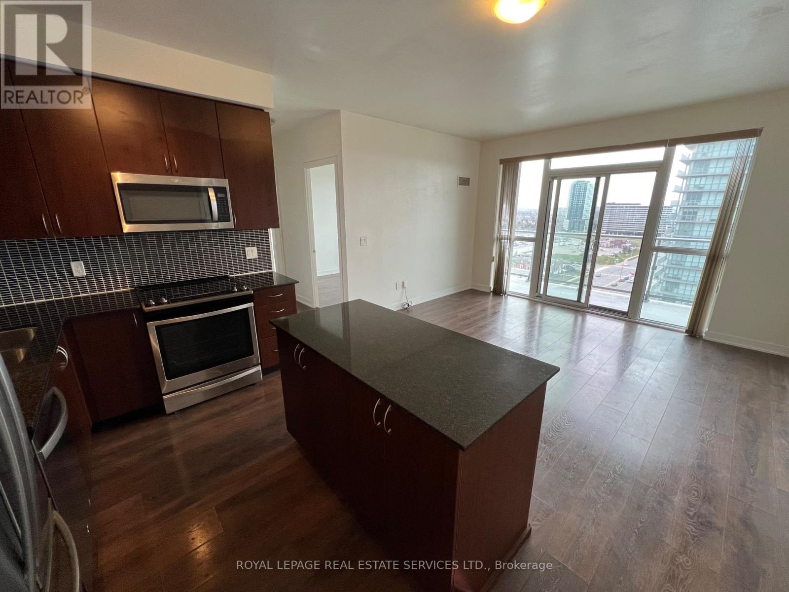 1403 - 4655 Glen Erin Drive, Mississauga, Ontario  L5M 0Z1 - Photo 9 - W12936980