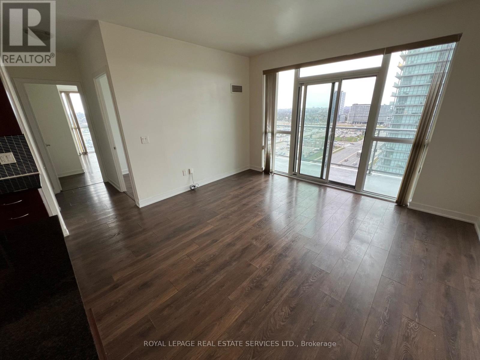 1403 - 4655 Glen Erin Drive, Mississauga, Ontario  L5M 0Z1 - Photo 5 - W12936980