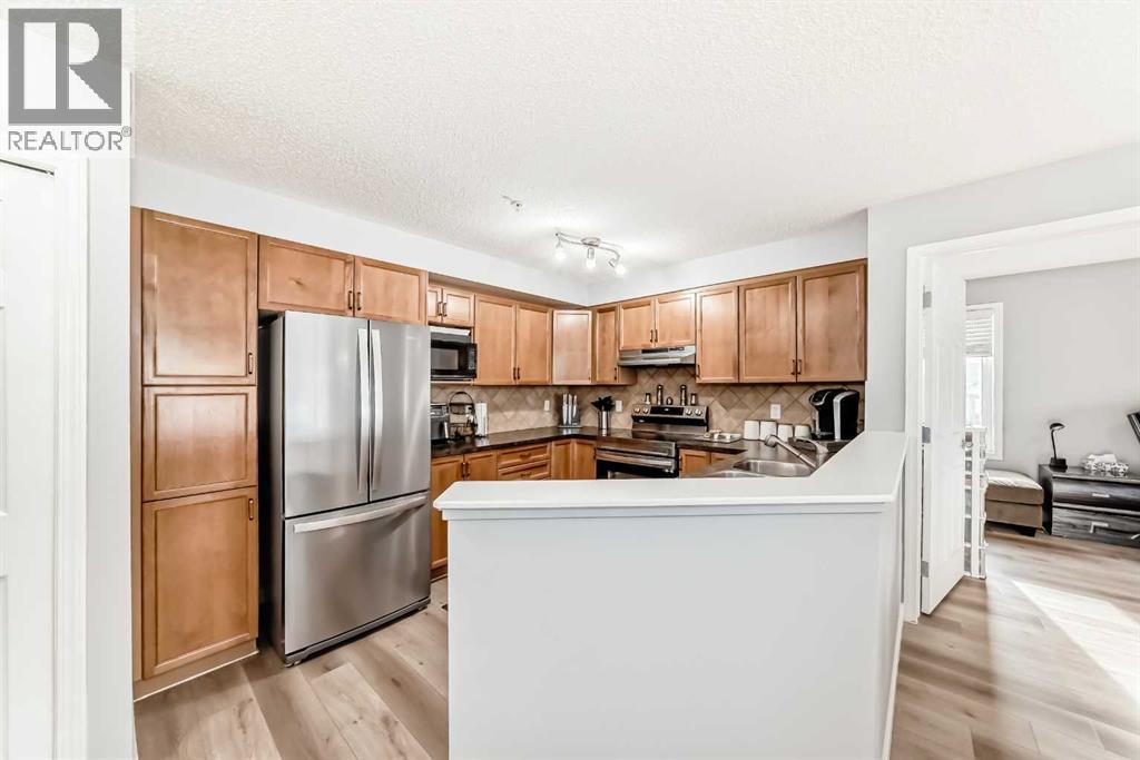 2215, 5200 44 Avenue NE, Calgary, Alberta  T1Y 7L4 - Photo 4 - A2282351