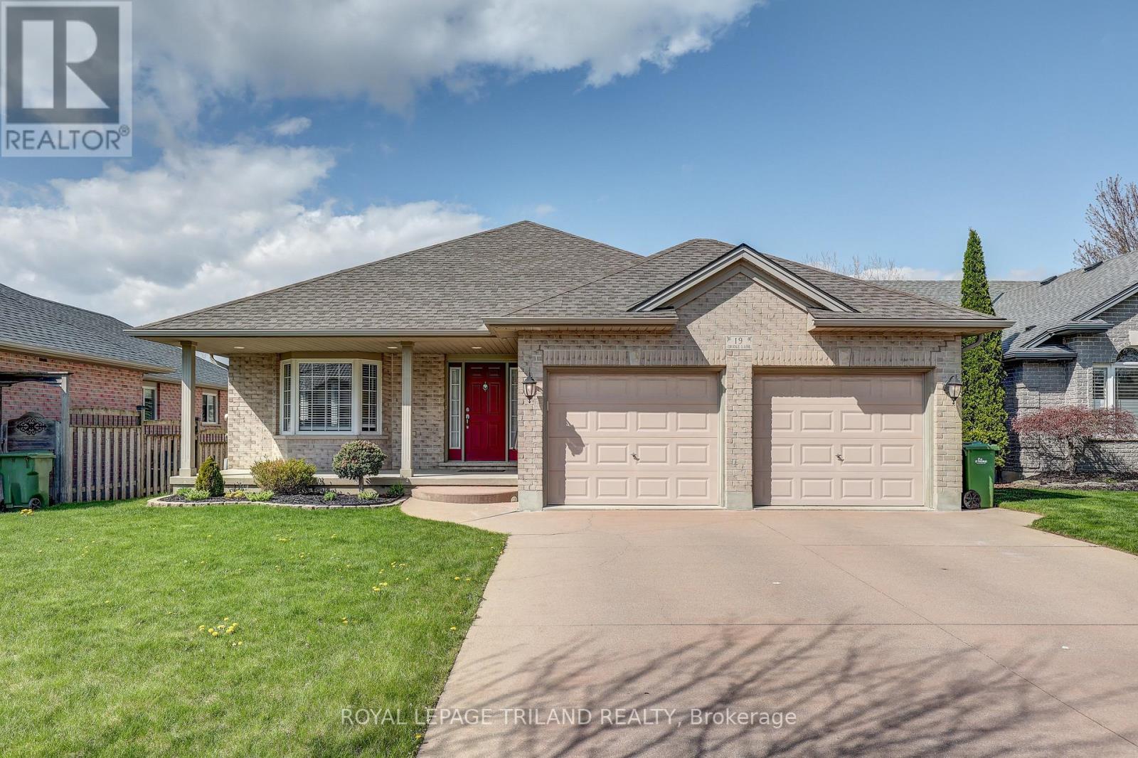 19 ORIOLE LANE, St. Thomas, Ontario