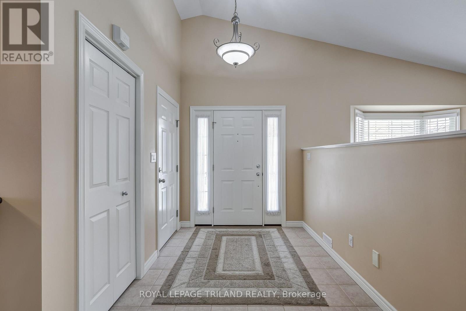 19 Oriole Lane, St. Thomas, Ontario  N5R 6K8 - Photo 5 - X13060844