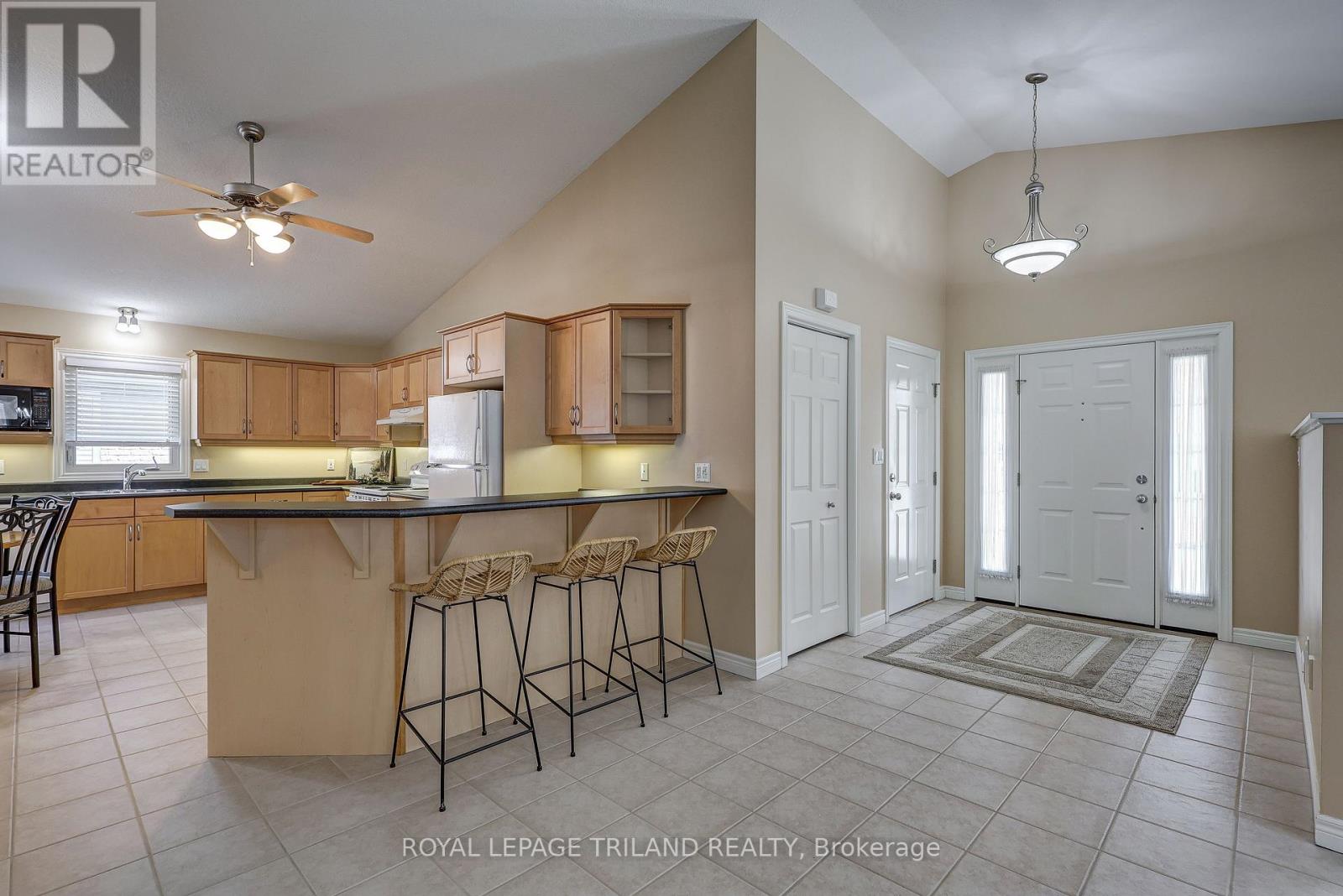 19 Oriole Lane, St. Thomas, Ontario  N5R 6K8 - Photo 6 - X13060844