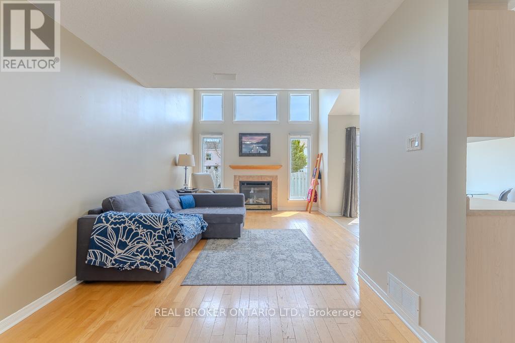 15 Calaveras Avenue S, Ottawa, Ontario  K2J 4Z8 - Photo 10 - X13060850