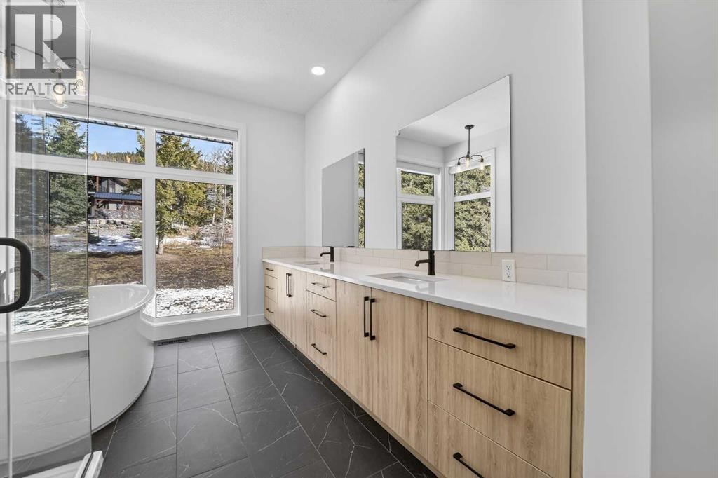 70 Kananaskis Drive, Coleman, Alberta  T0K 0M0 - Photo 43 - A2276873