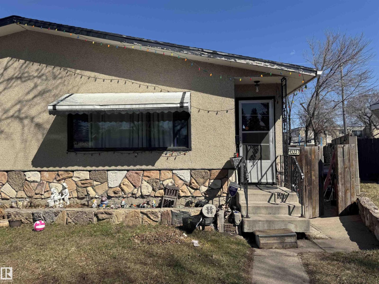 13227 59 ST NW, edmonton, Alberta