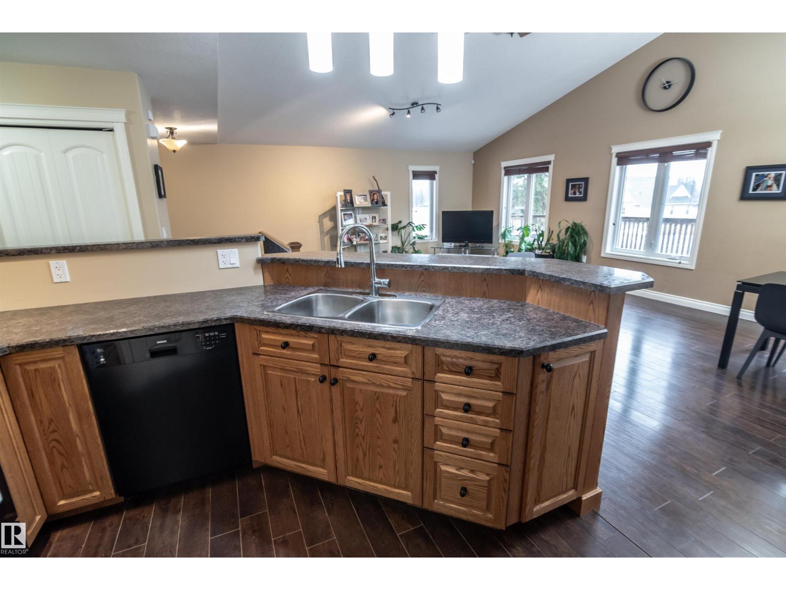 #424 53414 Rge Road 62, Rural Lac Ste. Anne County, Alberta  T0E 1H0 - Photo 39 - E4484749