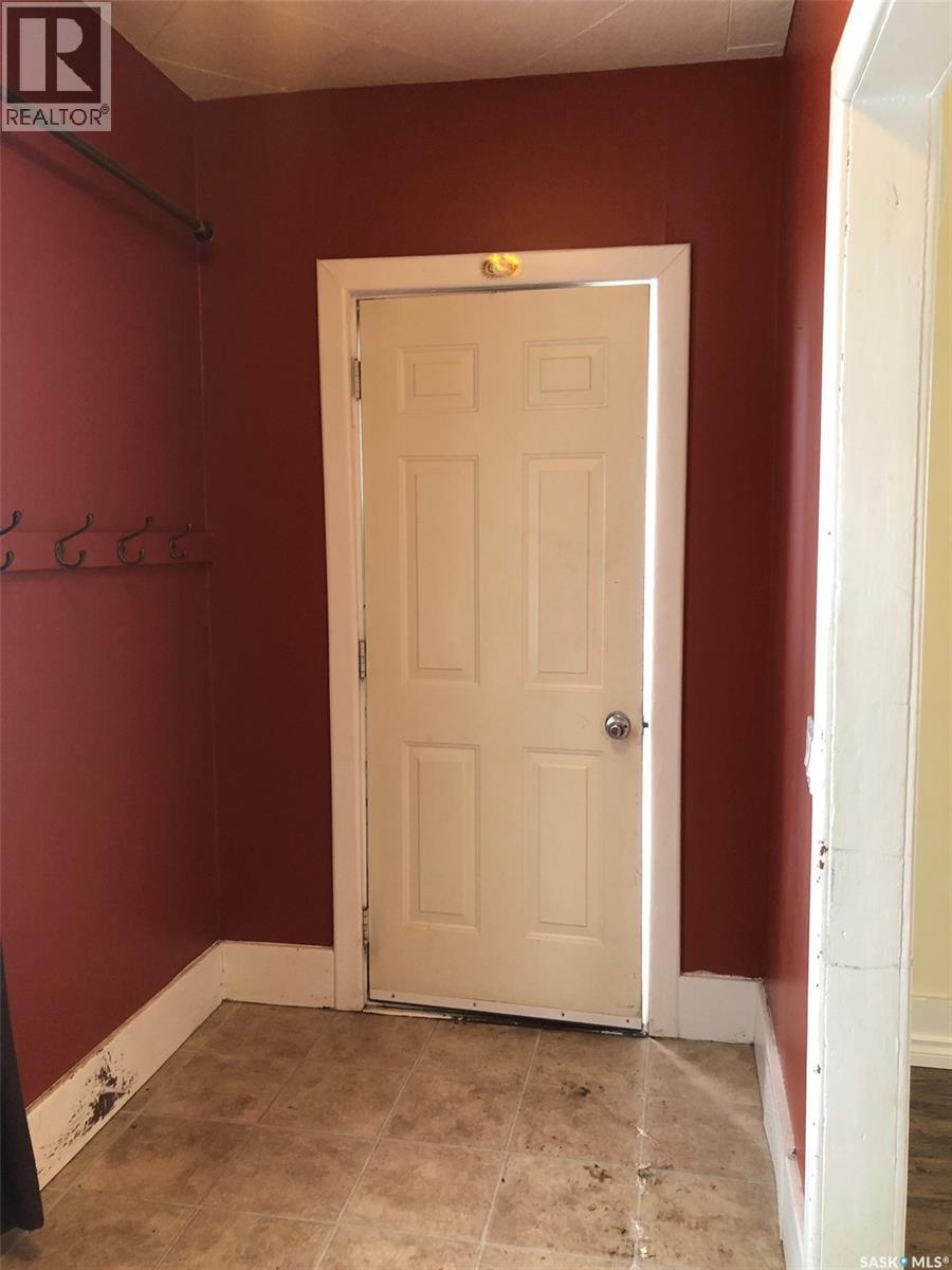 220 Eighth Avenue E, Canora, Saskatchewan  S0A 0L0 - Photo 13 - SK034385