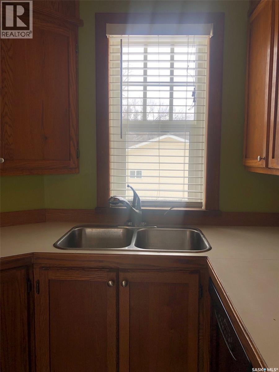 220 Eighth Avenue E, Canora, Saskatchewan  S0A 0L0 - Photo 22 - SK034385