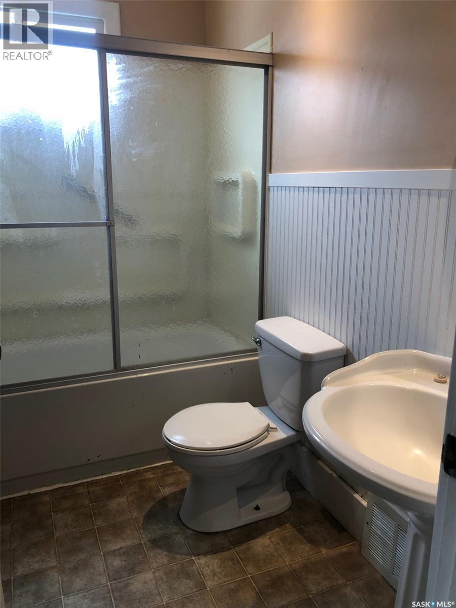 220 Eighth Avenue E, Canora, Saskatchewan  S0A 0L0 - Photo 25 - SK034385