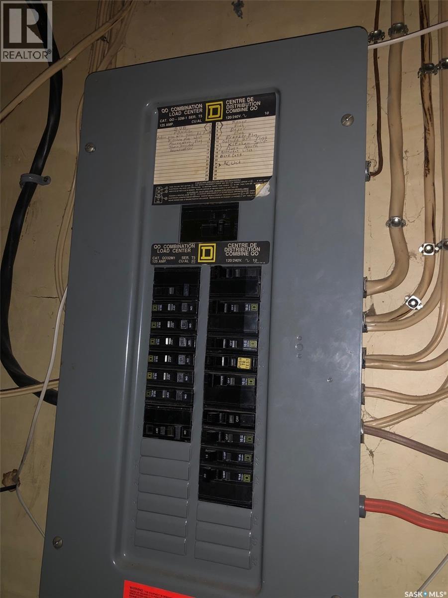 220 Eighth Avenue E, Canora, Saskatchewan  S0A 0L0 - Photo 51 - SK034385