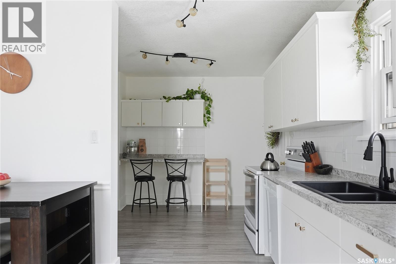 236 I Avenue N, Saskatoon, Saskatchewan  S7L 0G4 - Photo 10 - SK034194