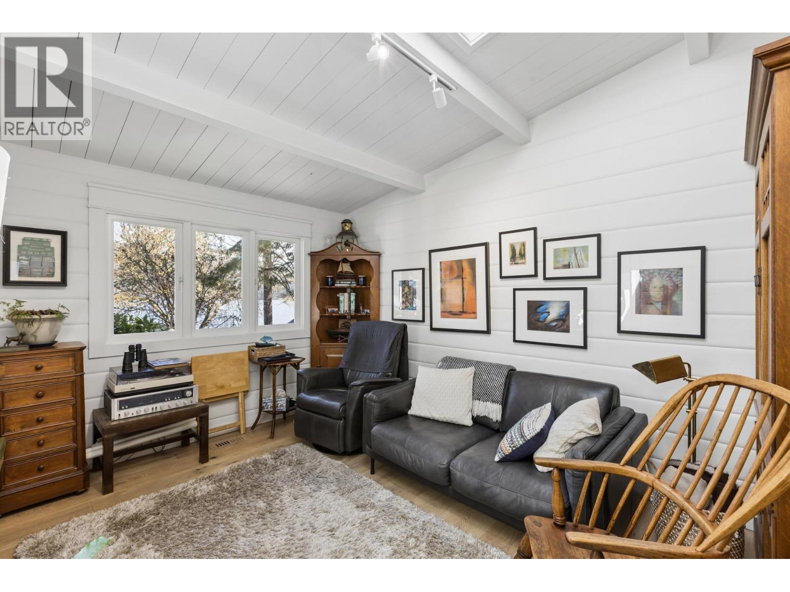 5457 Indian River Drive, North Vancouver, British Columbia  V7G 2T7 - Photo 18 - R3109975