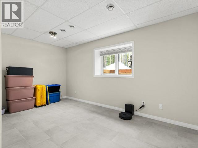 216 Old Alaska Hwy, Whitehorse North, Yukon  Y1A 5S8 - Photo 42 - 17213